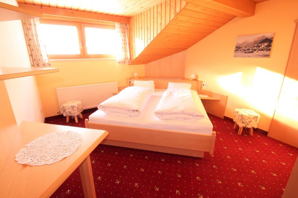 Ivos Sonnenpension Leutasch Esterno foto